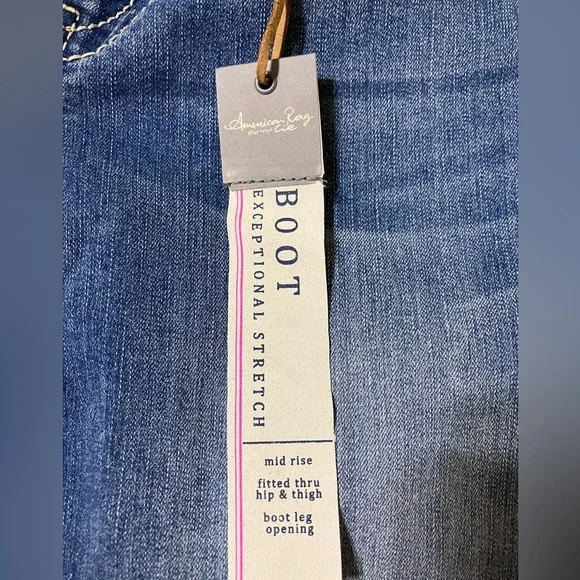 American Rag Mid Rise Blue Jeans - Picture 4 of 9